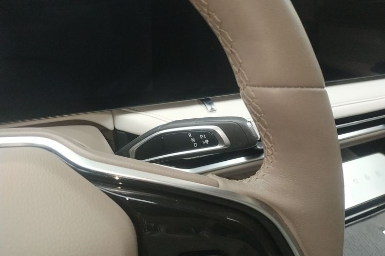 上汽大通MAXUS 大家7 2024款 605km 森林加长续航版局部细节18