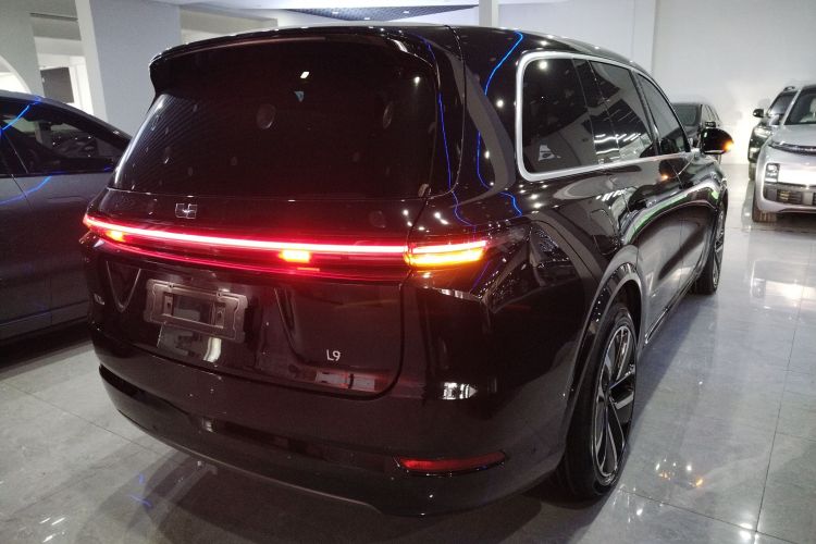 理想汽车 理想L9 2022款 Max车身外观7