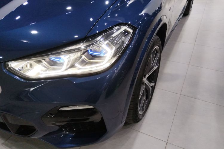 宝马X5(进口) 2019款 xDrive40i 尊享型 M运动套装局部细节36