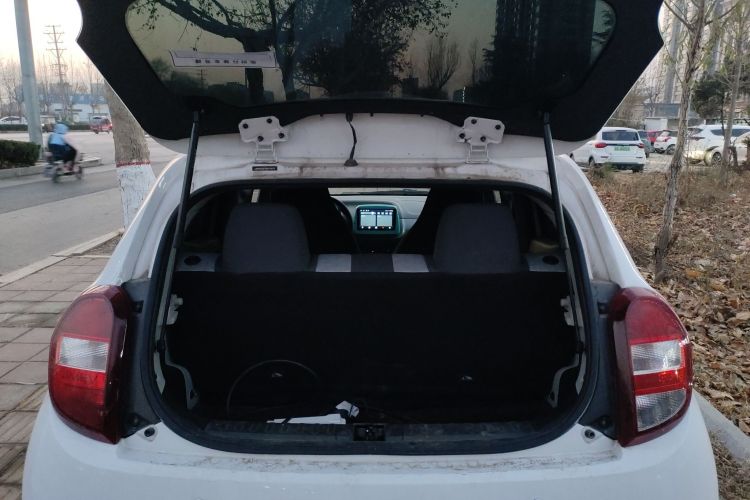 江铃集团新能源 易至EV2 2024款 201km 舒适型局部细节23