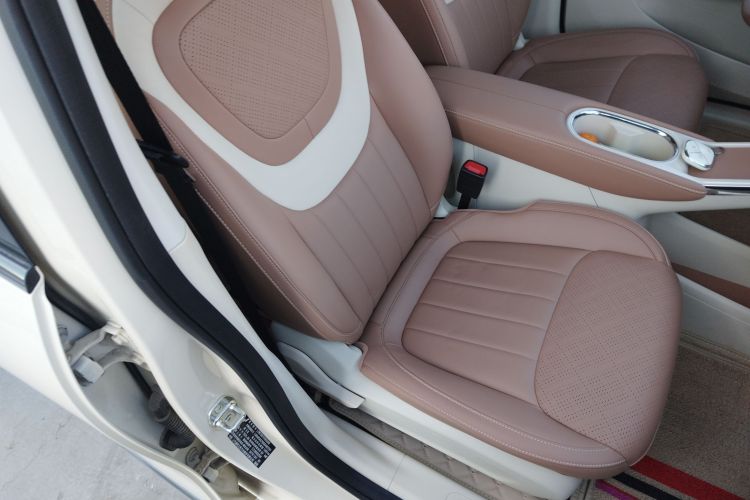 五菱汽车 五菱缤果 2025款 333km 悦享款局部细节41