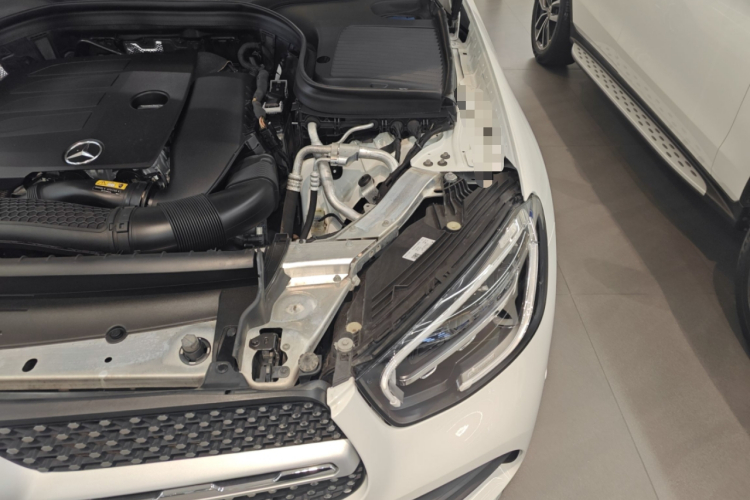 奔驰GLC 2021款 GLC 260 L 4MATIC 豪华型机舱底盘26