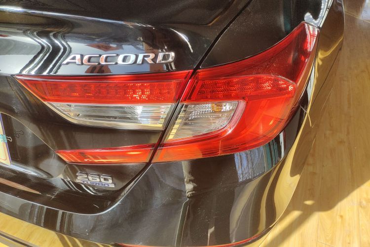 本田 雅阁 2018款 260TURBO 精英版 国VI车身外观9