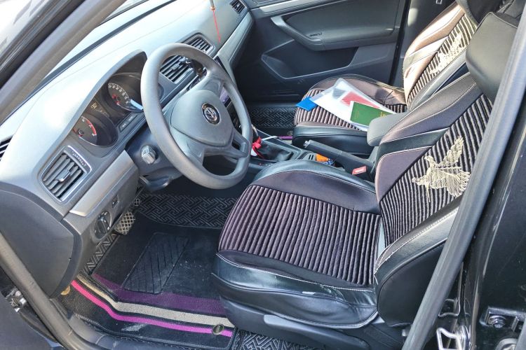 大众 朗逸 2017款 1.6L 自动风尚版中控内饰19