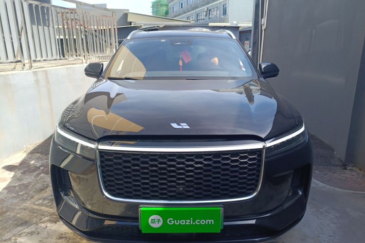 理想汽车 理想ONE 2021款 增程6座版车身外观2