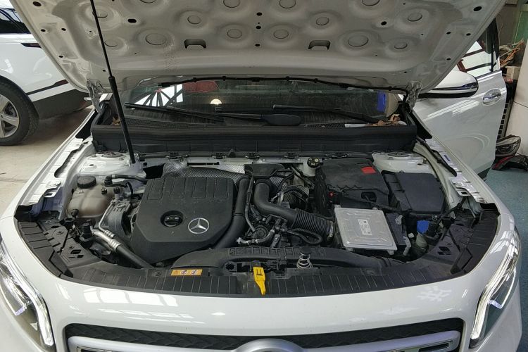 奔驰GLB 2021款 GLB 200 动感型局部细节24