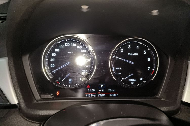 宝马X1 2019款 sDrive18Li 时尚型中控内饰14