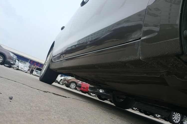 别克 英朗 2017款 15N 自动精英型机舱底盘29