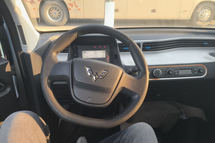 五菱汽车 宏光MINIEV 2020款 轻松款 三元锂中控内饰13