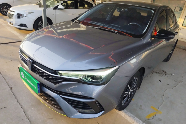 荣威i5 2021款 1.5L 手动钻石版车身外观1