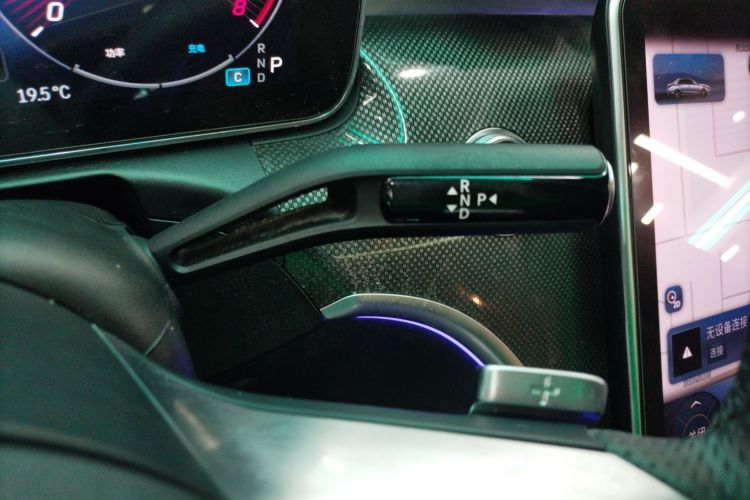 奔驰C级 2024款 改款 C 260 L 运动版局部细节18