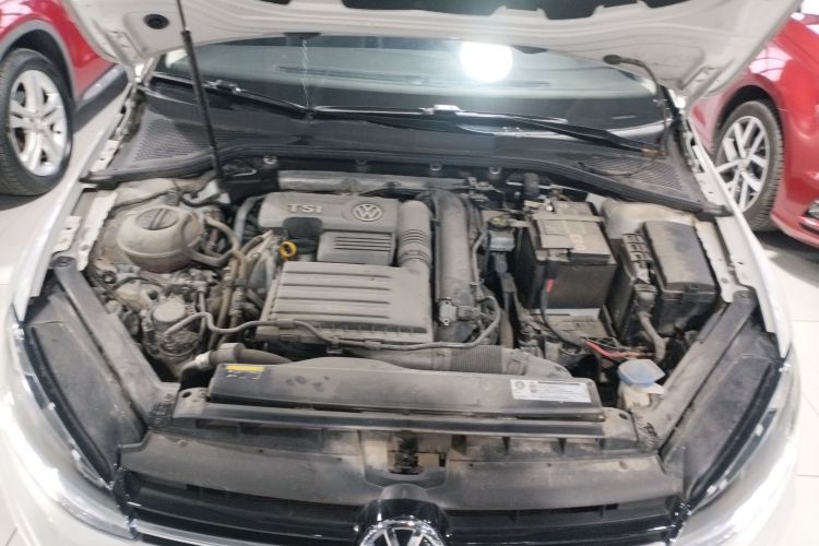 大众 高尔夫 2020款 200TSI DSG舒适进取版局部细节24