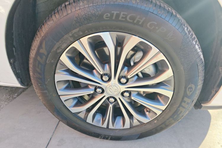 别克GL8 2020款 陆上公务舱 652T 舒适型车身外观6007