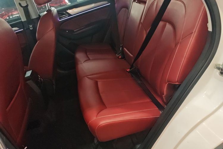 荣威RX5 2016款 30T 四驱自动互联网智尊版中控内饰7004