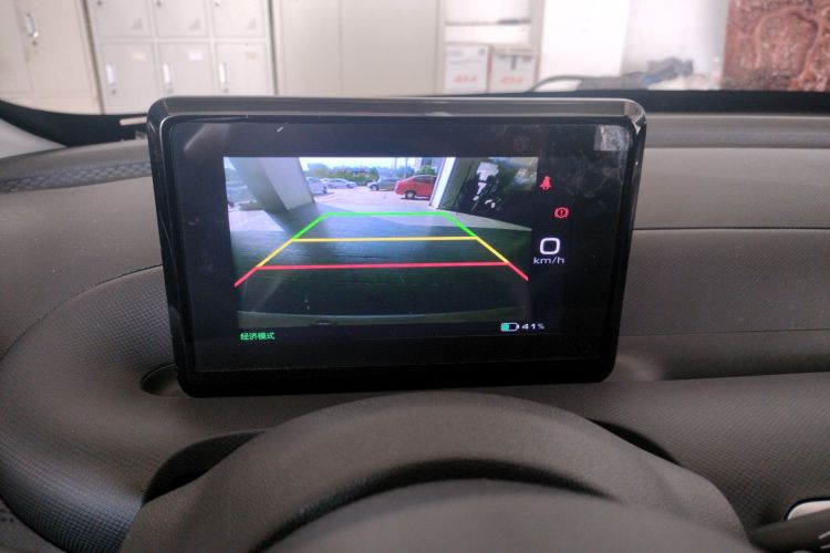 五菱汽车 五菱缤果 2023款 203km 轻享款局部细节16