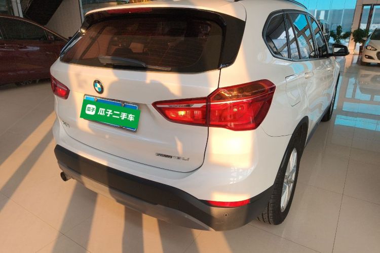 宝马X1 2019款 sDrive18Li 时尚型车身外观6005