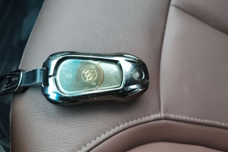 别克GL6 2019款 18T 6座互联尊贵型 国VI中控内饰11