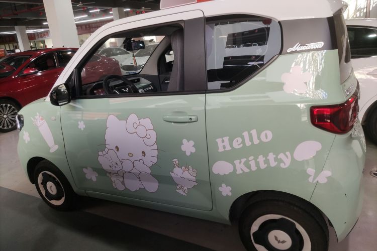 五菱汽车 宏光MINIEV 2022款 马卡龙臻享款 磷酸铁锂车身外观4