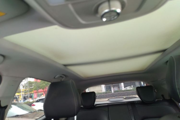 名爵ZS 2017款 1.5L 自动豪华版中控内饰22