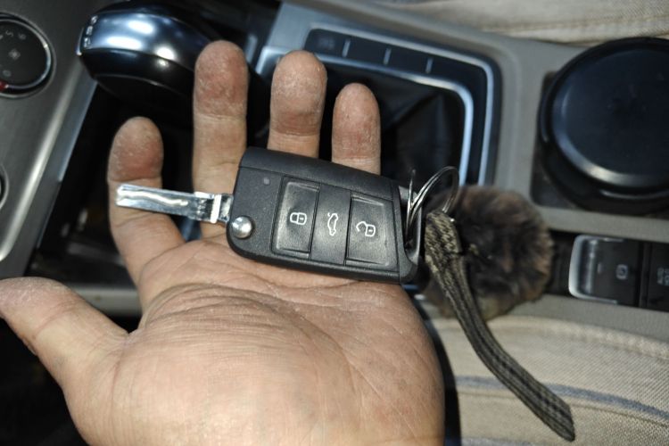 大众 高尔夫 2015款 1.4TSI 自动舒适型中控内饰11