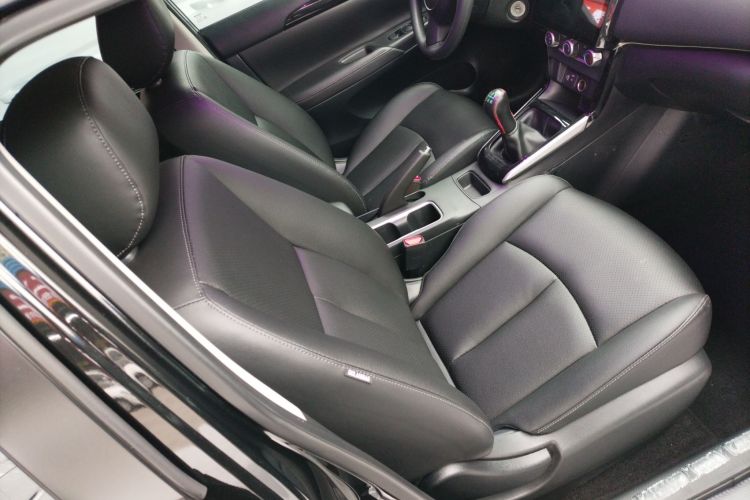 日产 轩逸 2021款 经典 1.6XL 手动豪华版局部细节41