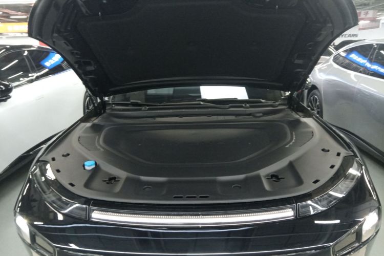 小鹏P7 2024款 P7i 550 Pro局部细节24