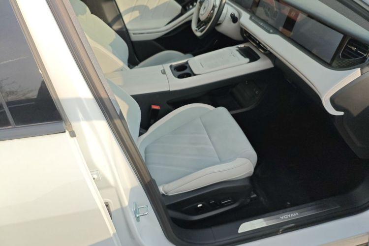 岚图汽车 岚图FREE 2025款 318 318km 后驱环游版局部细节41