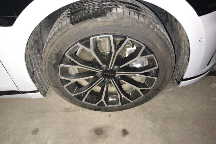 极氪007GT 2025款 后驱智驾版 75kWh车身外观10