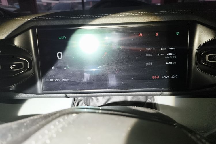 蔚来ES8 2020款 580KM 七座版中控内饰14