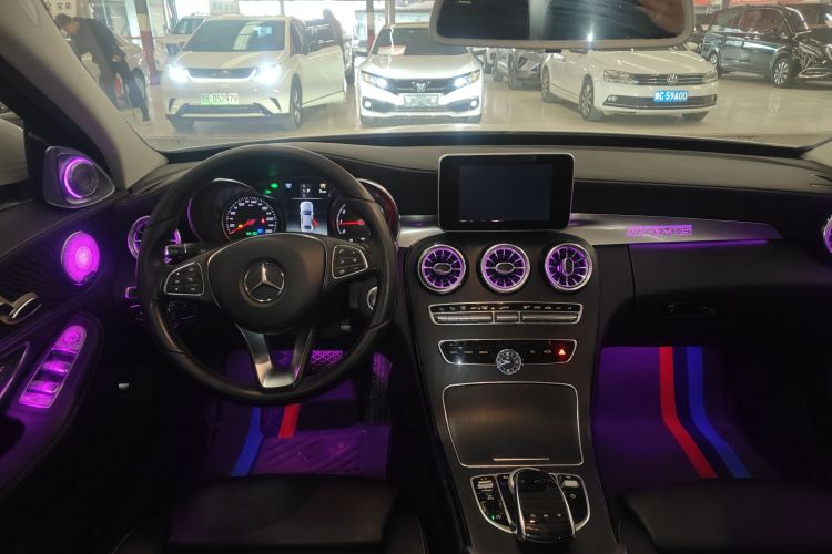 奔驰C级 2018款 C 180 L 时尚型运动版局部细节18