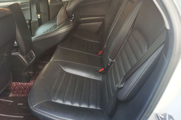 福特 蒙迪欧 2017款 EcoBoost 200 时尚型中控内饰21