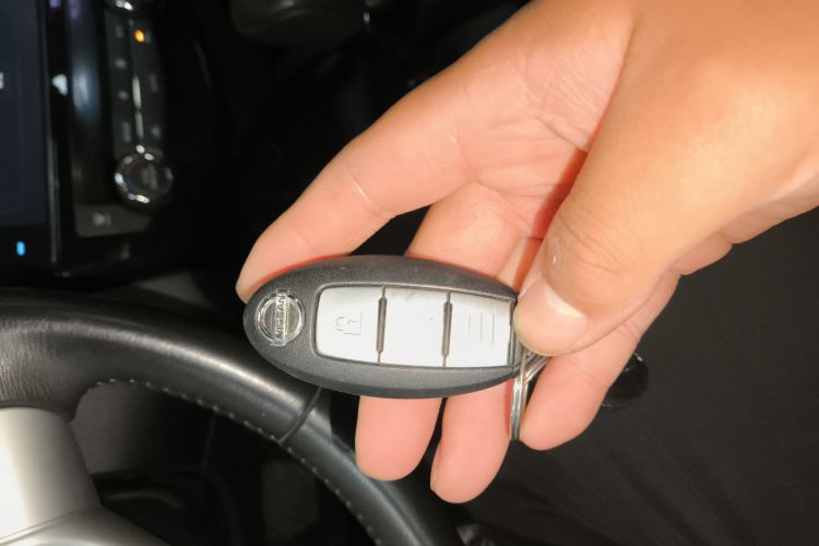 日产 奇骏 2014款 2.0L CVT舒适版 2WD中控内饰7001