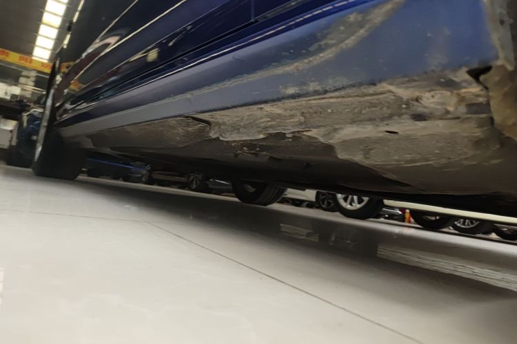 奥迪A4L 2019款 40 TFSI 时尚型 国V局部细节9001