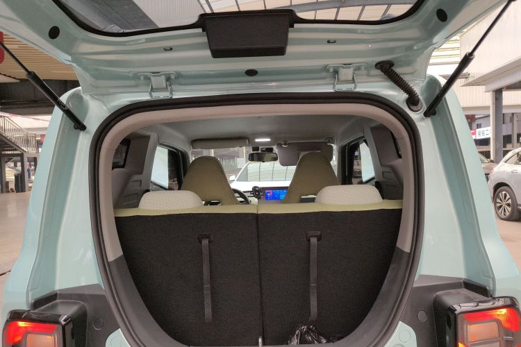 吉利银河 2024款 熊猫mini 200km 龙腾PRO版局部细节23