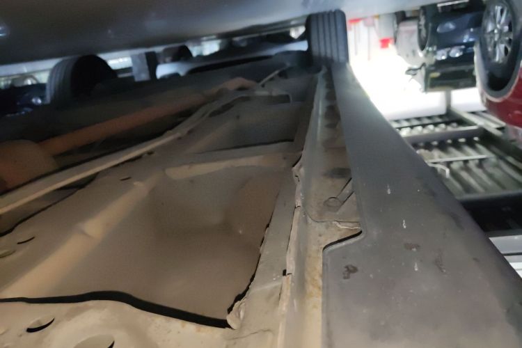 长安 凌轩 2017款 1.6L 手动精英型局部细节9001