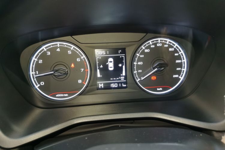 吉利汽车 帝豪 2025款 第4代 1.5L 手动星耀版中控内饰14