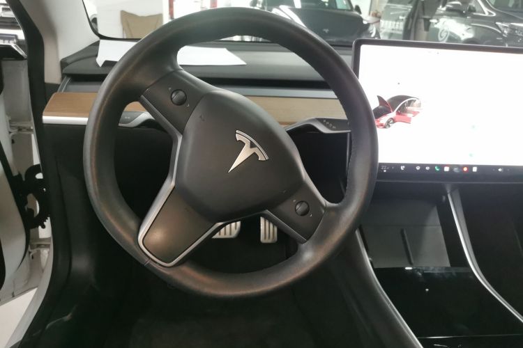 特斯拉 Model 3 2020款 改款 标准续航后驱升级版中控内饰13