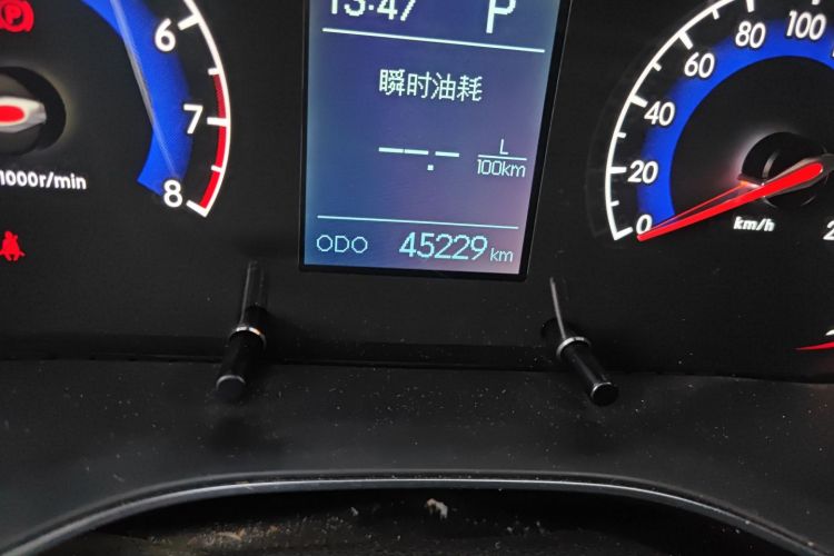 北京汽车 北京X3 2021款 1.5T CVT荣耀版中控内饰15