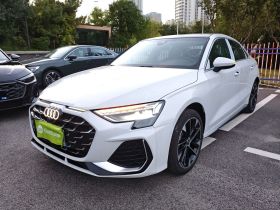 奥迪A3 2025款 A3L Limousine 35TFSI 飞驰尊享型