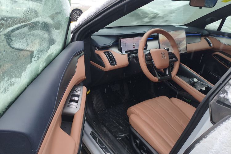 比亚迪 宋L EV 2025款 550km 卓越型中控内饰7003