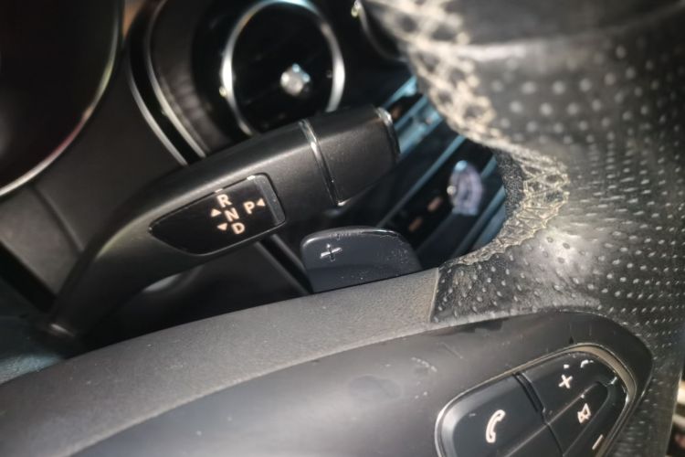 奔驰C级 2017款 改款 C 200 L 运动版局部细节18