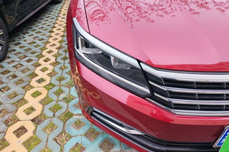 大众 帕萨特 2016款 280TSI DSG尊荣版车身外观8