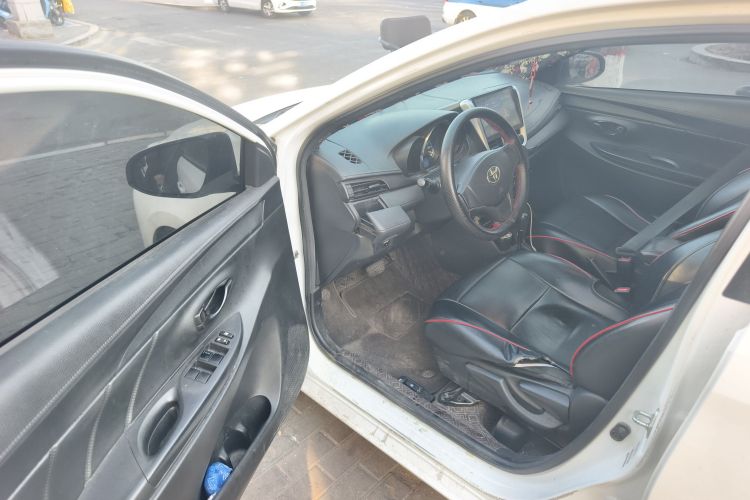 丰田 威驰 2019款 1.5L CVT创行版中控内饰20