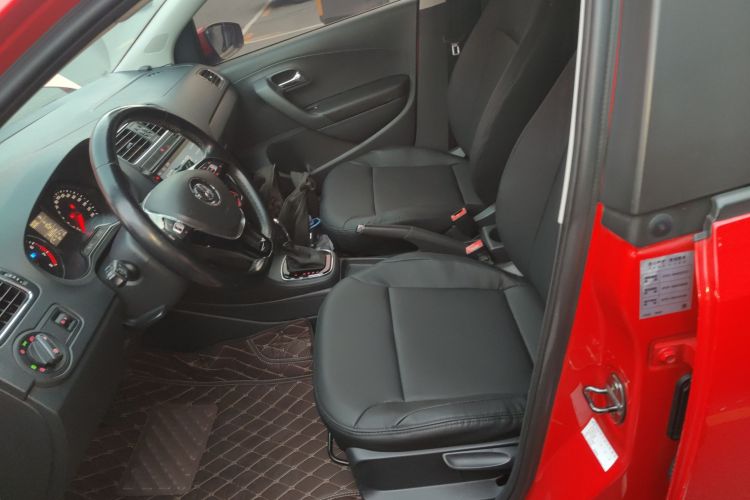 大众 Polo 2016款 1.6L 自动舒适型中控内饰19