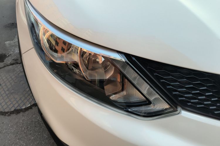 日产 逍客 2017款 2.0L CVT智享版 国VI车身外观8