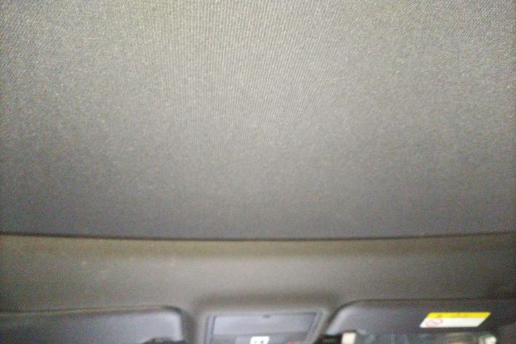 路虎 揽胜极光 2020款 249PS R-DYNAMIC SE 运动科技版局部细节22