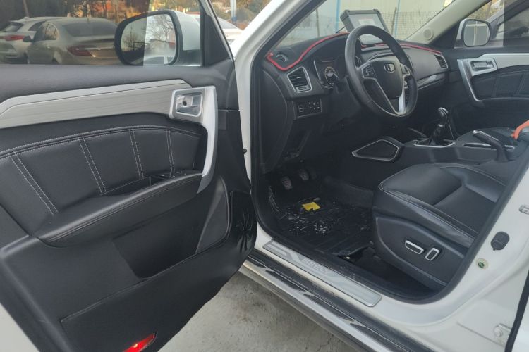 吉利汽车 远景X6 2016款 1.8L 手动尊贵型中控内饰20