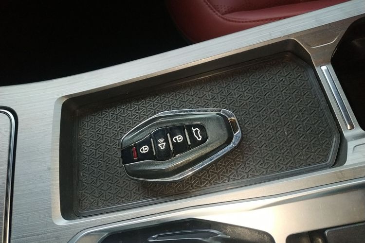 捷途X70 PLUS 2024款 冠军版 1.5T DCT冠军PRO 5座中控内饰7001