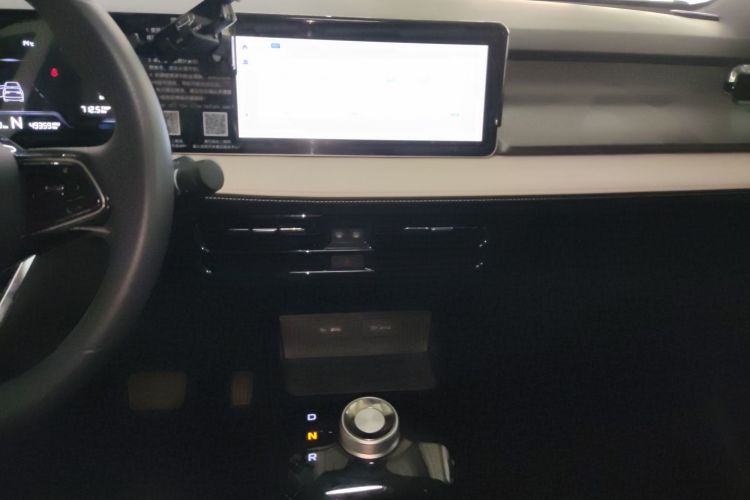 吉利几何E萤火虫 2024款 301km 流光局部细节16