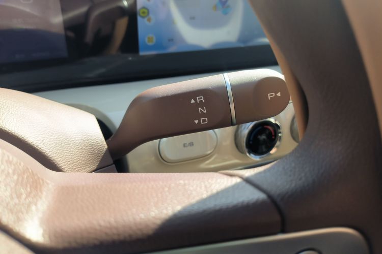 五菱汽车 五菱缤果 2025款 333km 悦享款中控内饰18